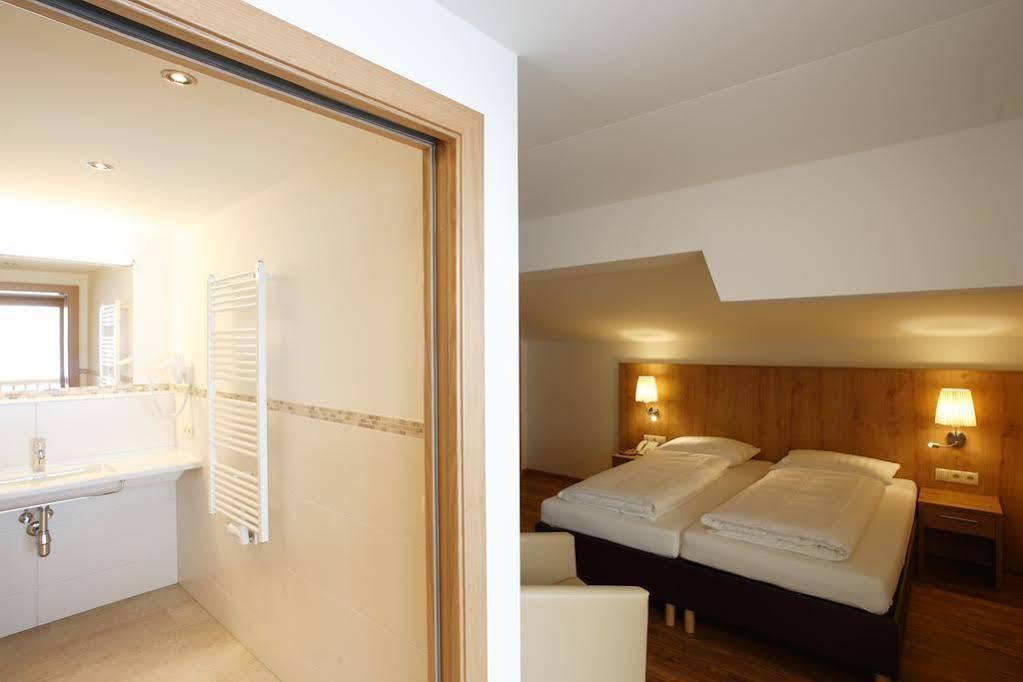 Familien & Wohlfuhlhotel Johanneshof Saalbach-Hinterglemm Zewnętrze zdjęcie